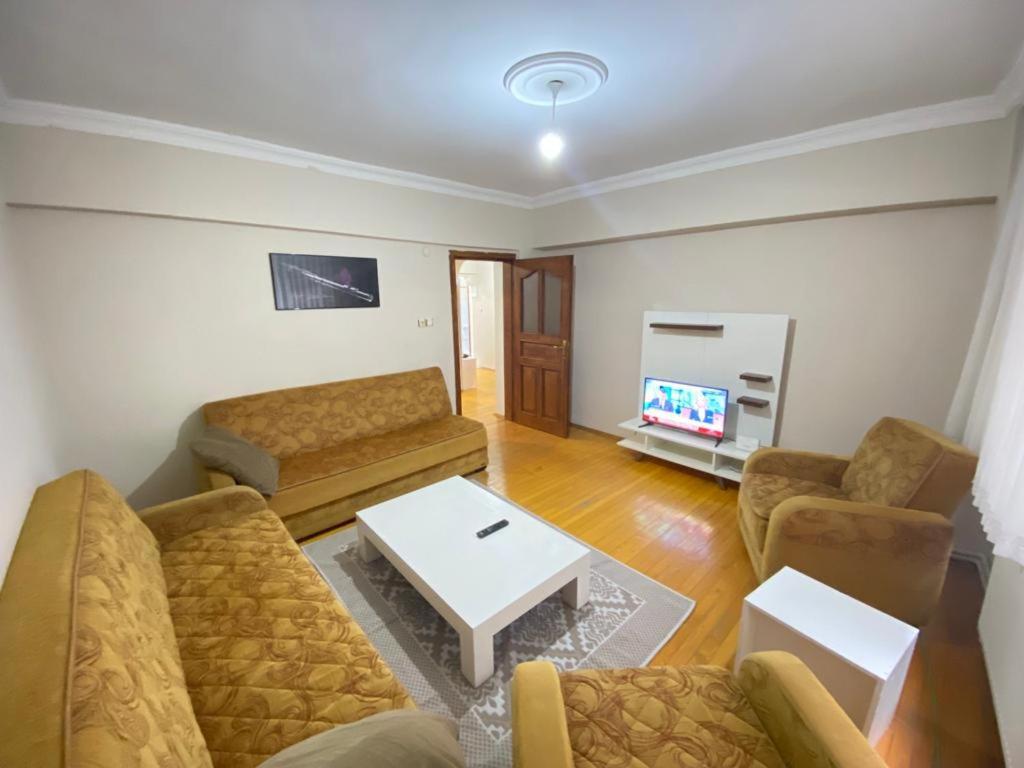 2 Bedrooms Central Area Located Appartment 2 Floor İstanbul Dış mekan fotoğraf