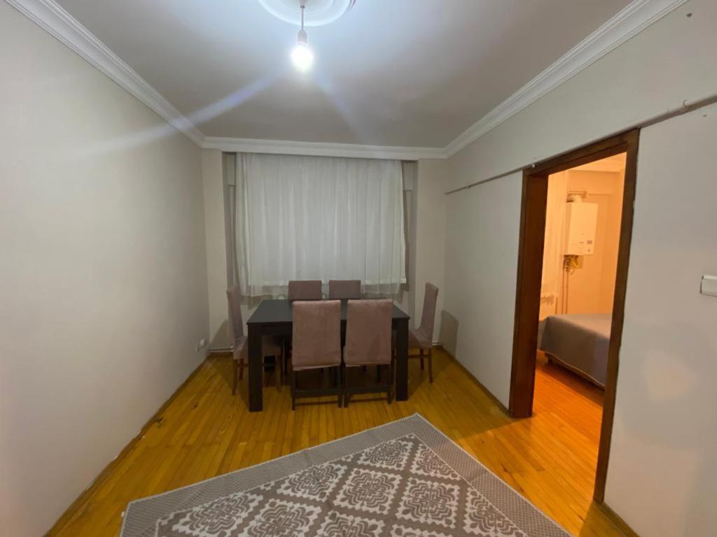 2 Bedrooms Central Area Located Appartment 2 Floor İstanbul Dış mekan fotoğraf